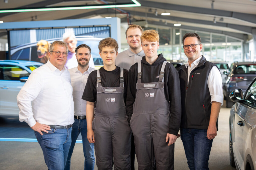 In Billerbeck startet ab sofort Max Woelk im kaufmännischen Bereich durch. Avim Bilgic und Lukas Mensing werden unseren technischen Bereich verstärken und ihr Engagement einbringen.